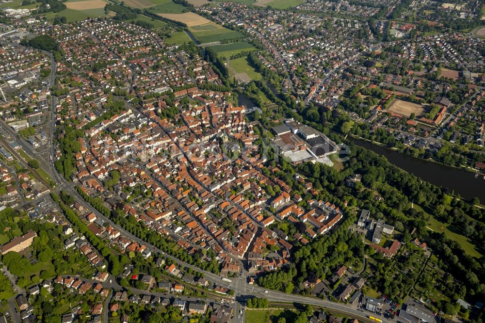 Luftbild Warendorf - Stadtansicht mit der Altstadt und Innenstadt am Zentrum in Warendorf im Bundesland Nordrhein-Westfalen