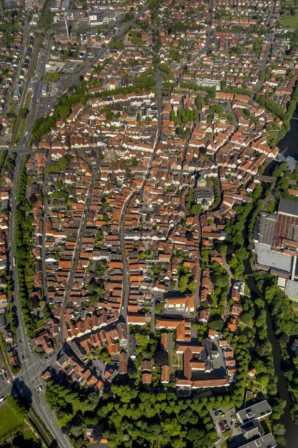 Warendorf von oben - Stadtansicht mit der Altstadt und Innenstadt am Zentrum in Warendorf im Bundesland Nordrhein-Westfalen