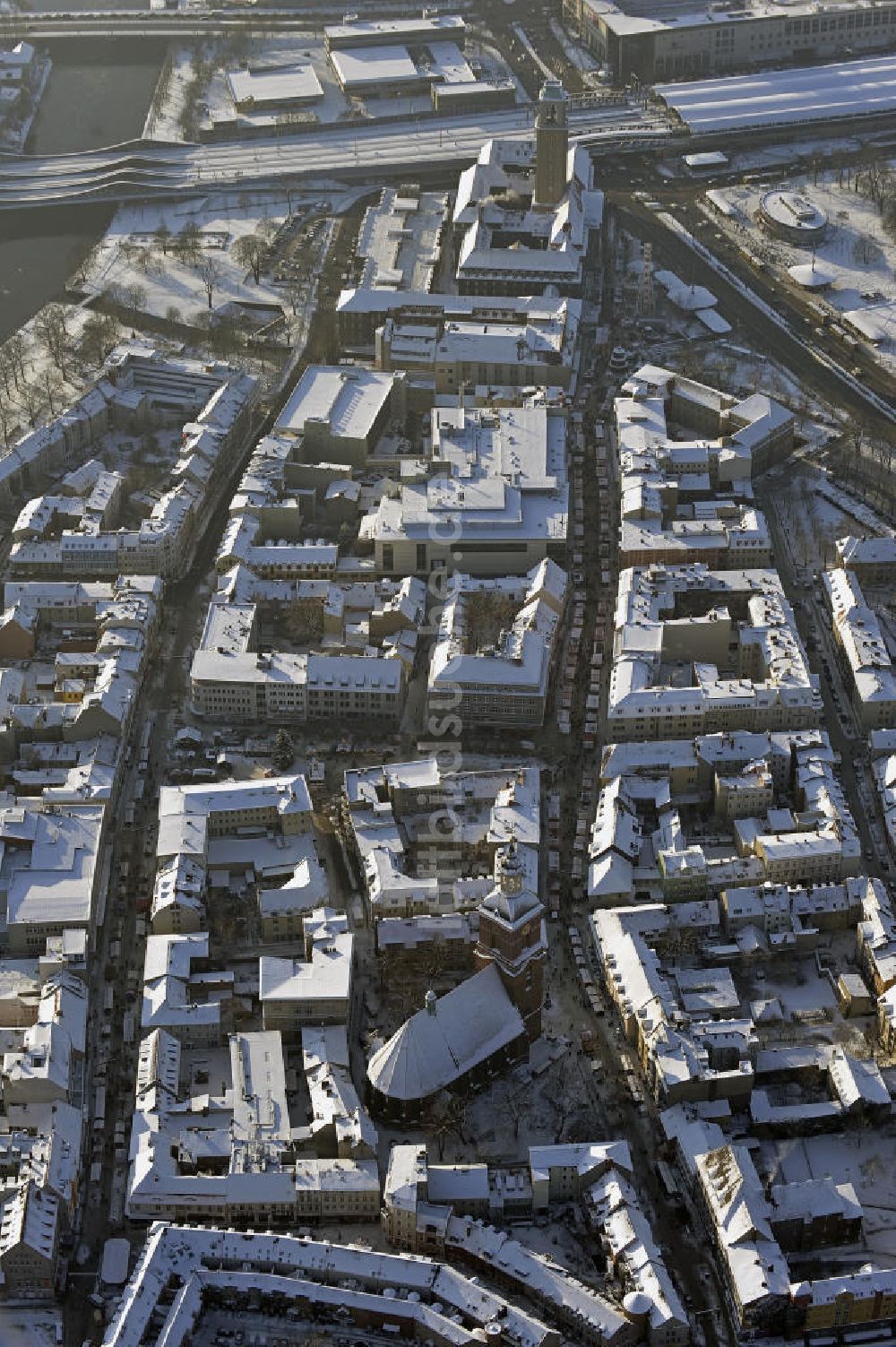 Luftbild Berlin - Stadtansicht Altstadt Spandau in Berlin im Winter