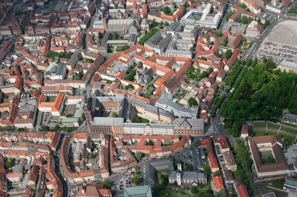 Würzburg aus der Vogelperspektive: Stadtansicht der Altstadt von Würzburg im Bundesland Bayern