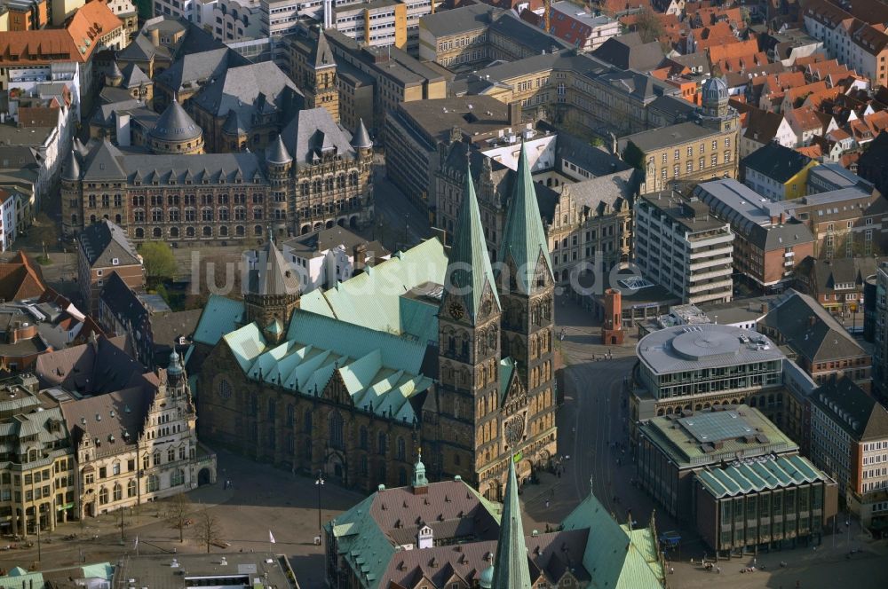 Bremen von oben - Stadtansicht vom Altstadtbereich der Hansestadt Bremen