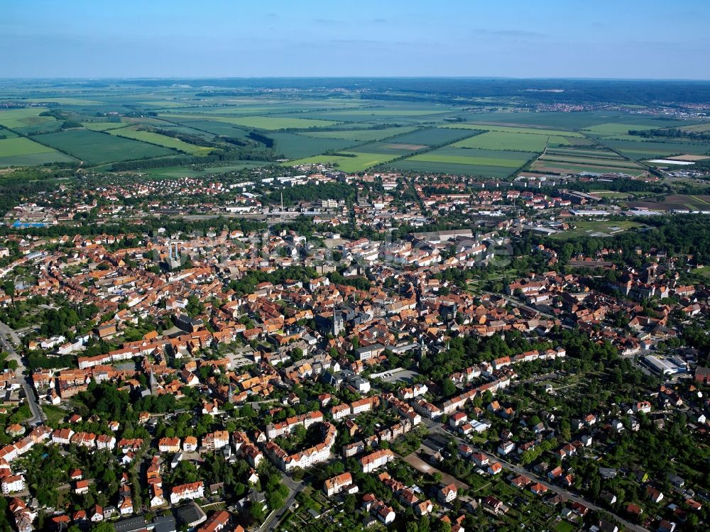 Luftbild Quedlinburg - Stadtansicht vom Altstadtkern in Quedlinburg im Bundesland Sachsen-Anhalt