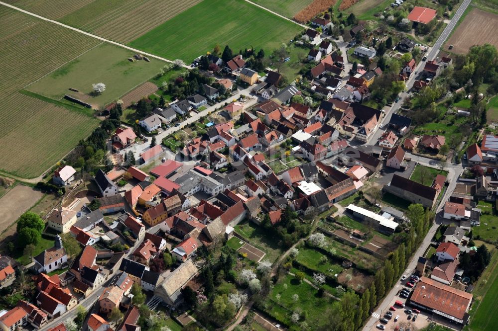 Alzey OT Dautenheim von oben - Stadtansicht von Alzey-Dautenheim im Bundesland Rheinland-Pfalz