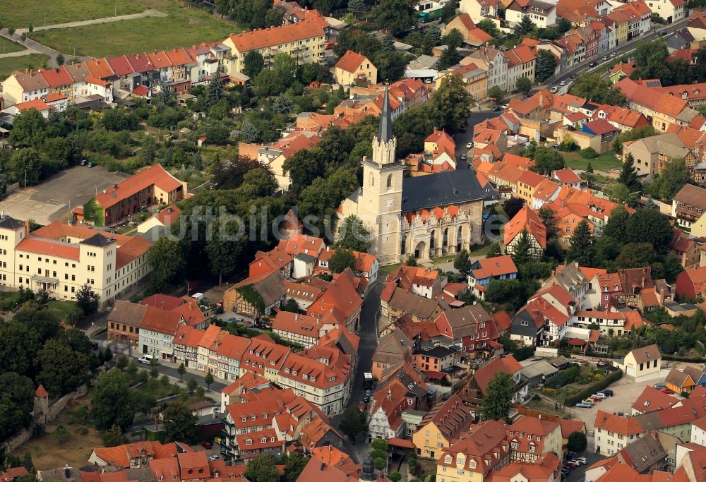 Bad Langensalza von oben - Stadtansicht von Bad Langensalza mit der Kirche St.Stephani im Bundesland Thüringen