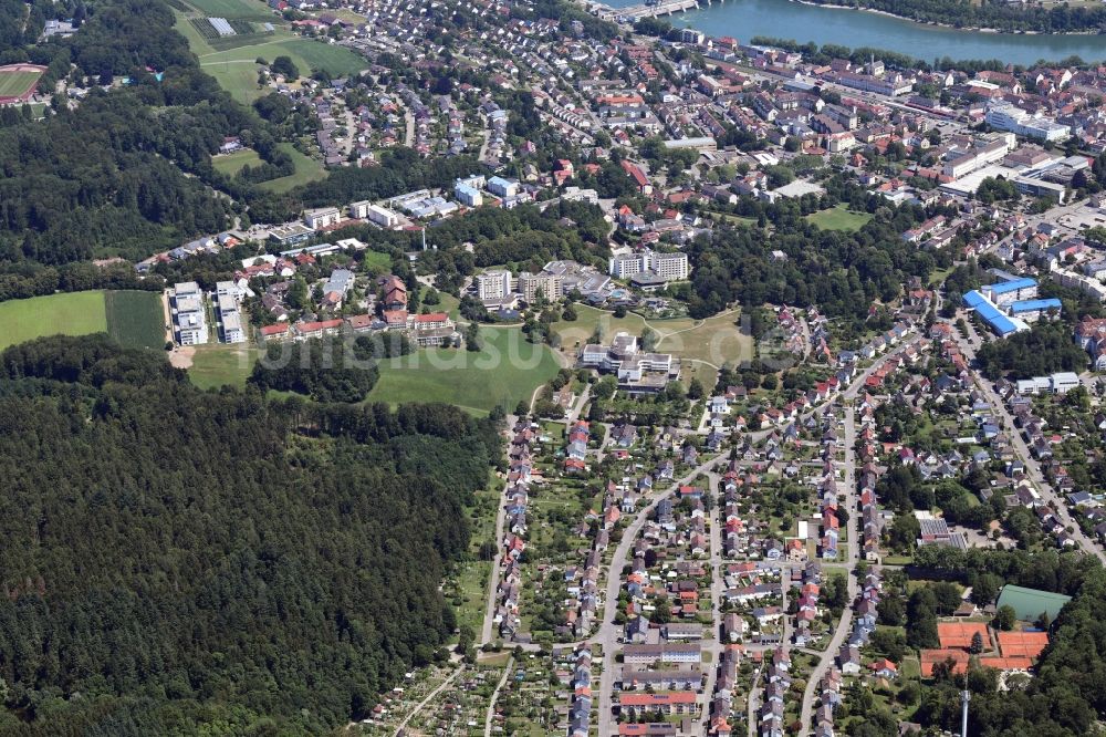 Bad Säckingen aus der Vogelperspektive: Stadtansicht beim Kurzentrum im Stadtgebiet in Bad Säckingen im Bundesland Baden-Württemberg, Deutschland