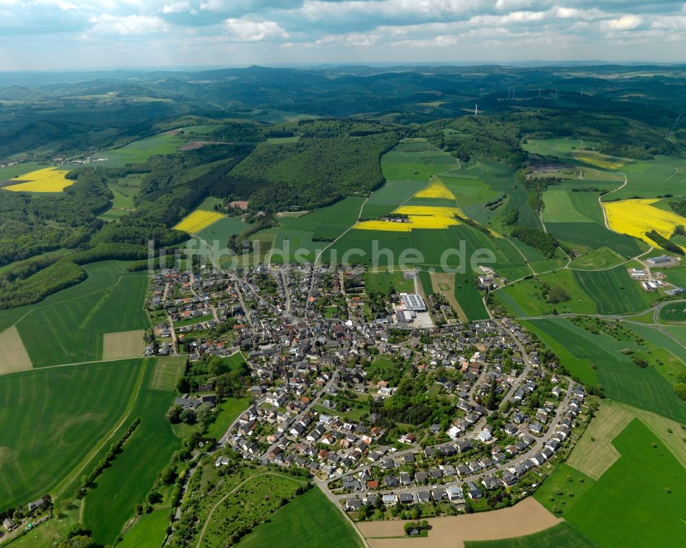 Bell von oben - Stadtansicht von Bell im Bundesland Rheinland-Pfalz