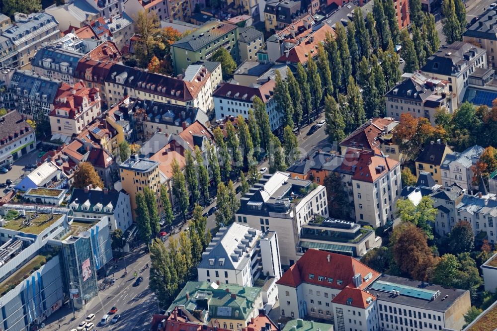 München von oben - Stadtansicht des Bereiches um die Münchner Freiheit im Stadtteil Schwabing in München im Bundesland Bayern