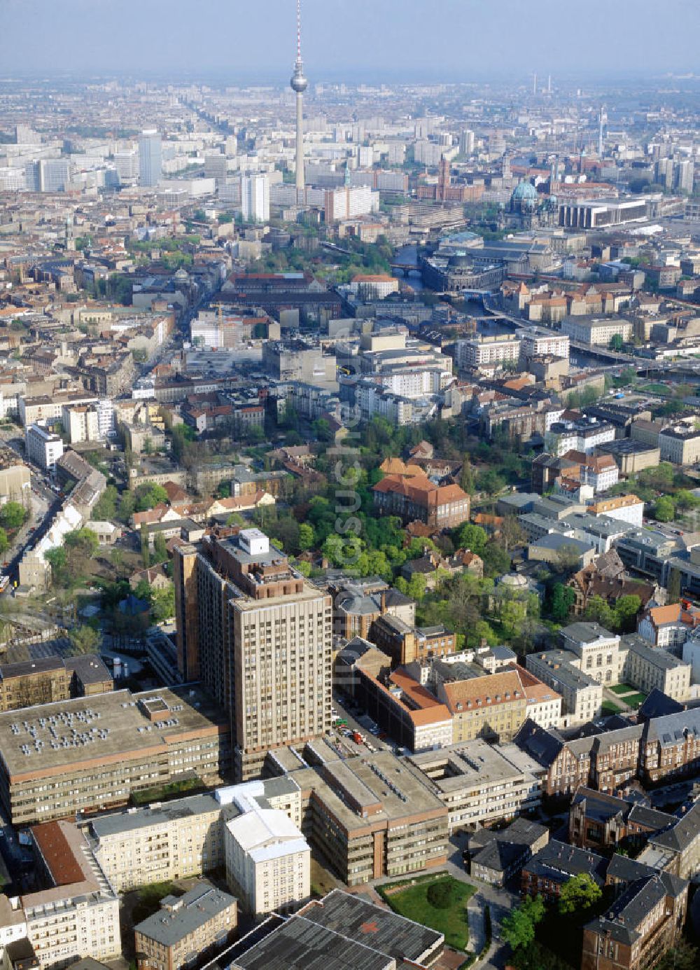 Berlin Mitte aus der Vogelperspektive: Stadtansicht Berlin-Mitte