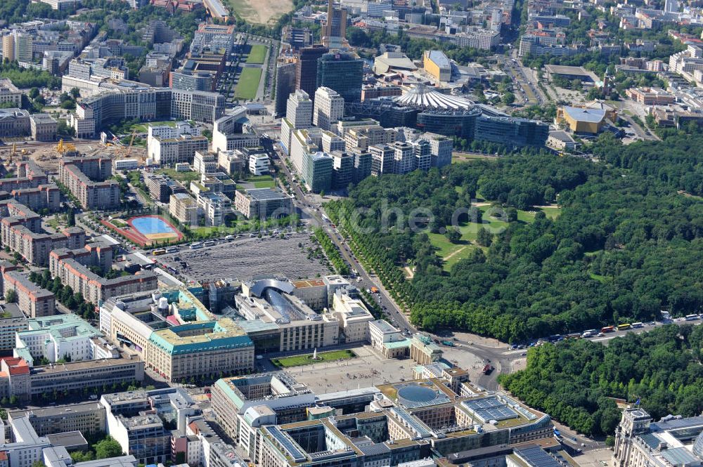 Luftbild Berlin Mitte - Stadtansicht Berlin - Mitte Unter den Linden - Pariser Platz - Tiergarten - Potsdamer Platz