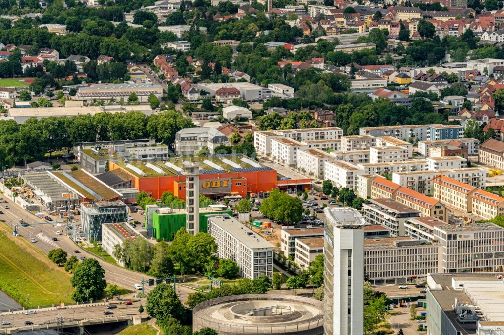 Luftaufnahme Offenburg - Stadtansicht mit Burda Medien und Obi Baumarkt in Offenburg im Bundesland Baden-Württemberg, Deutschland