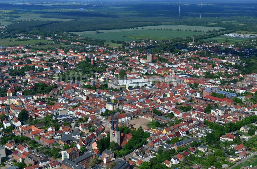 Burg aus der Vogelperspektive: Stadtansicht von Burg im Bundesland Sachsen-Anhalt