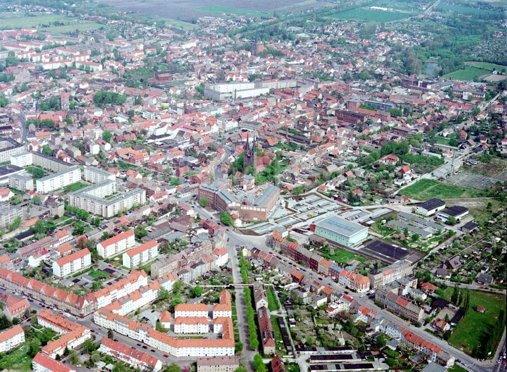 Luftaufnahme Burg - Stadtansicht von Burg aus südöstlicher Perspektive.