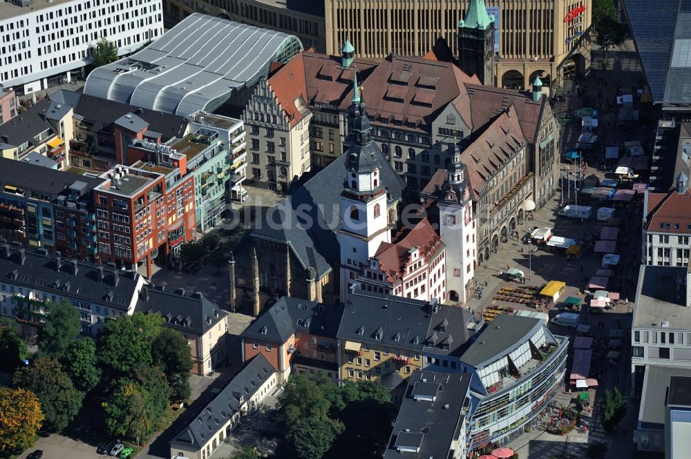 Luftbild Chemnitz - Stadtansicht von Chemnitz mit Marktplatz, Rathaus und Jakobikirche in Chemnitz in Sachsen