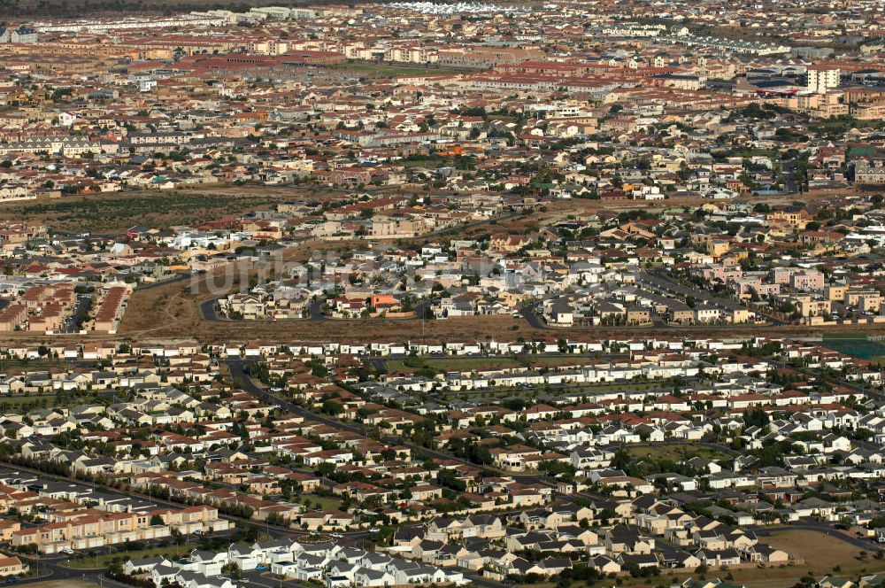 Kapstadt / Cap Town aus der Vogelperspektive: Stadtansicht / Cityscape Kapstadt / Cap Town in Südafrika / South Africa