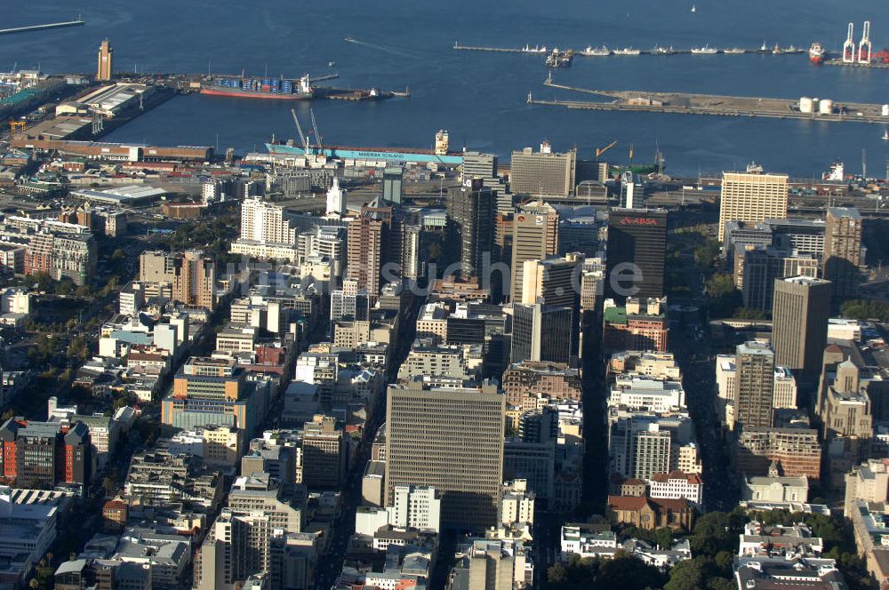 Luftbild Kapstadt / Cap Town - Stadtansicht / Cityscape Kapstadt / Cap Town in Südafrika / South Africa