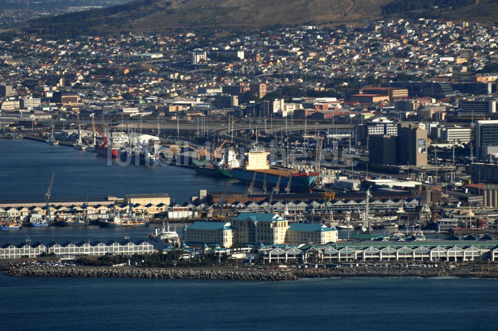 Luftbild Kapstadt / Cap Town - Stadtansicht / Cityscape Kapstadt / Cap Town in Südafrika / South Africa