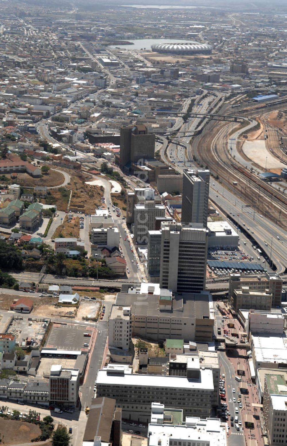 Port Elizabeth aus der Vogelperspektive: Stadtansicht / Cityscape Port Elizabeth in Südafrika / South Africa