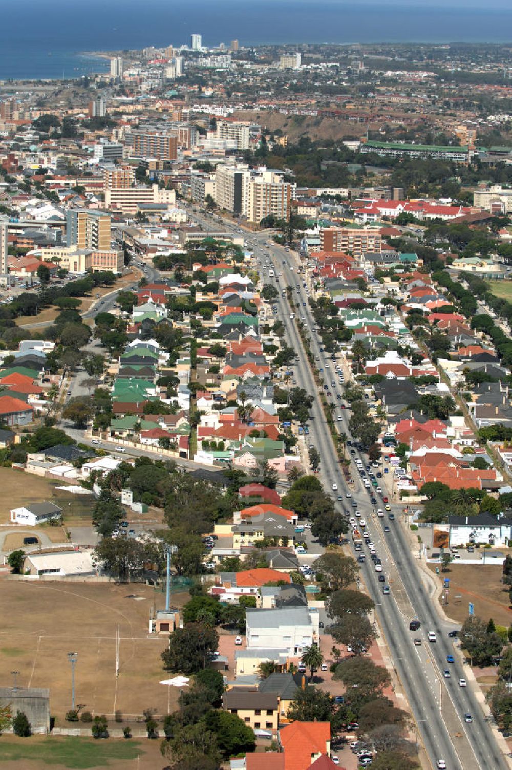 Port Elizabeth aus der Vogelperspektive: Stadtansicht / Cityscape Port Elizabeth in Südafrika / South Africa