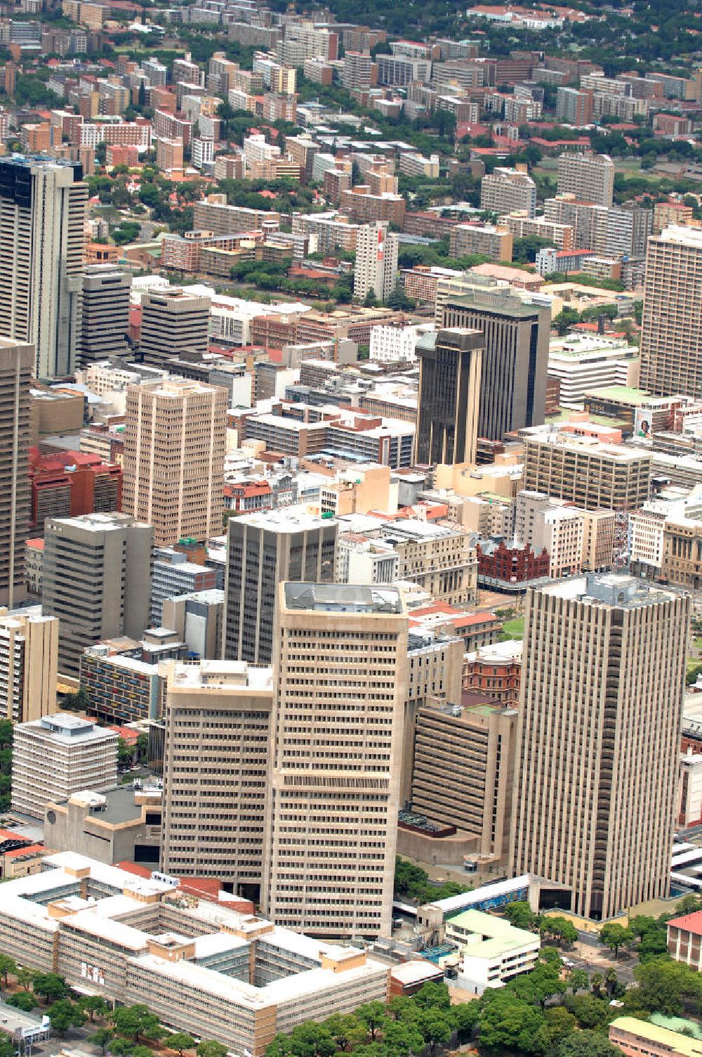 Pretoria aus der Vogelperspektive: Stadtansicht / Cityscape von Pretoria Südafrika / South Africa