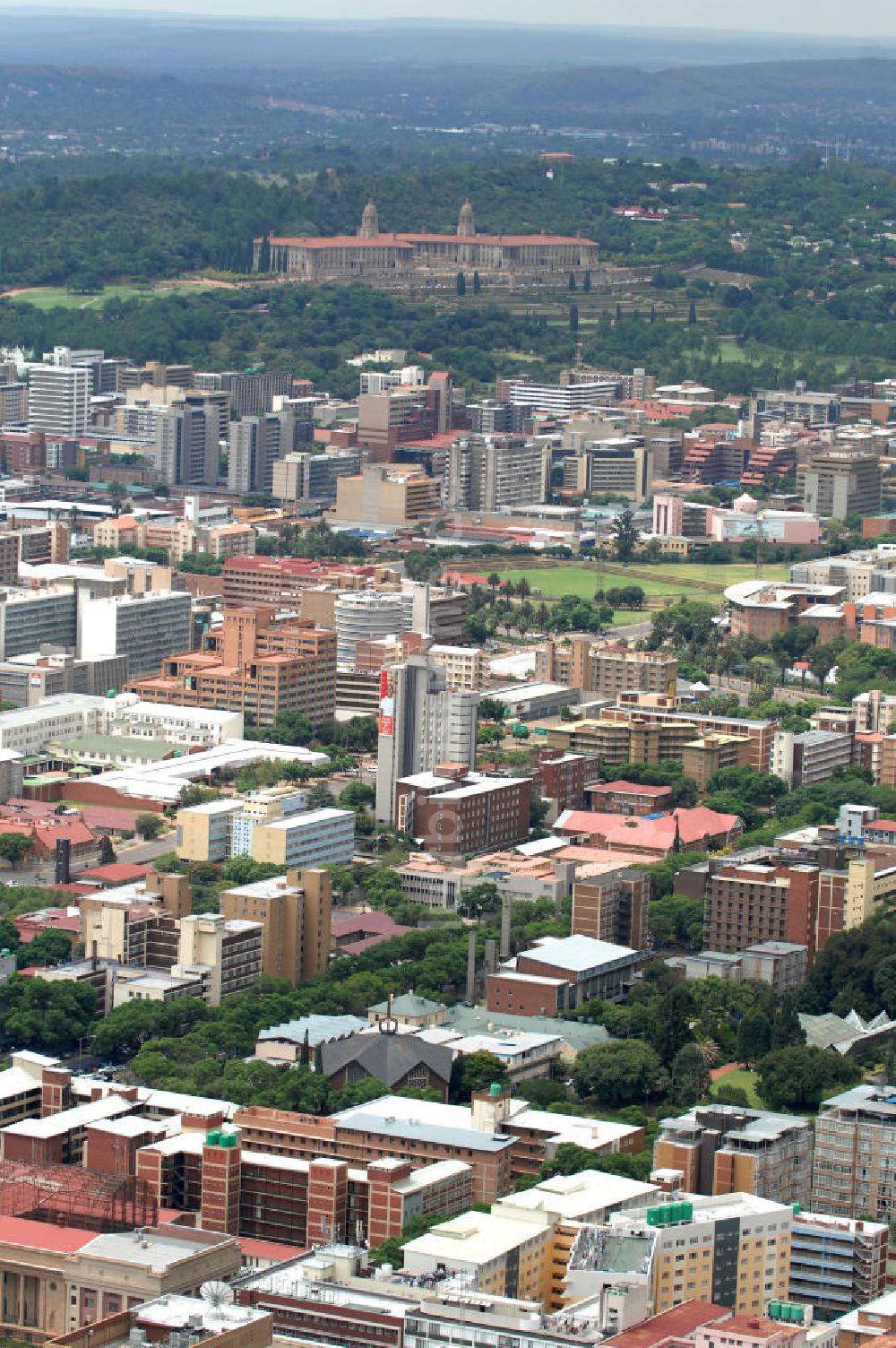 Pretoria aus der Vogelperspektive: Stadtansicht / Cityscape von Pretoria Südafrika / South Africa