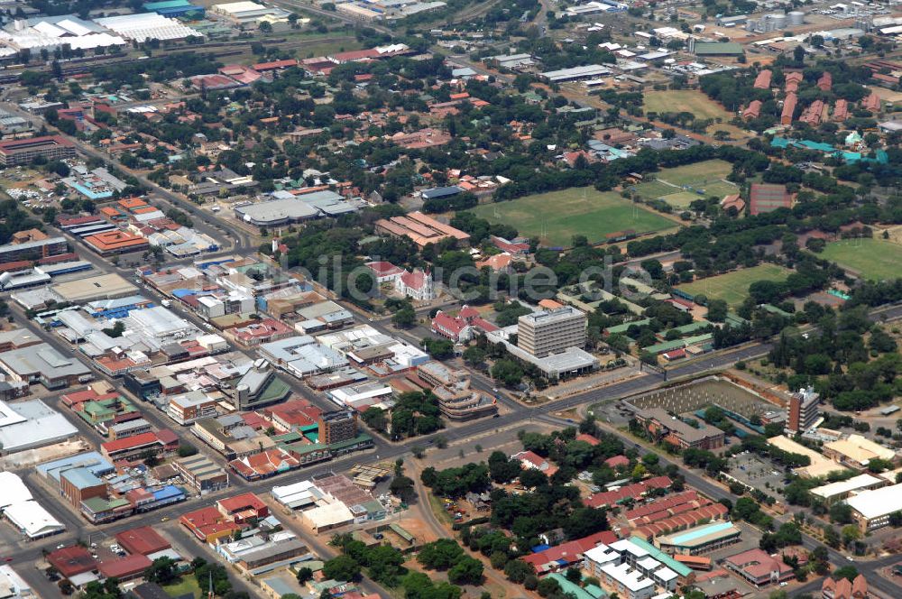 Luftaufnahme Rustenburg - Stadtansicht Cityscape von Rustenburg in Südafrika / South Africa