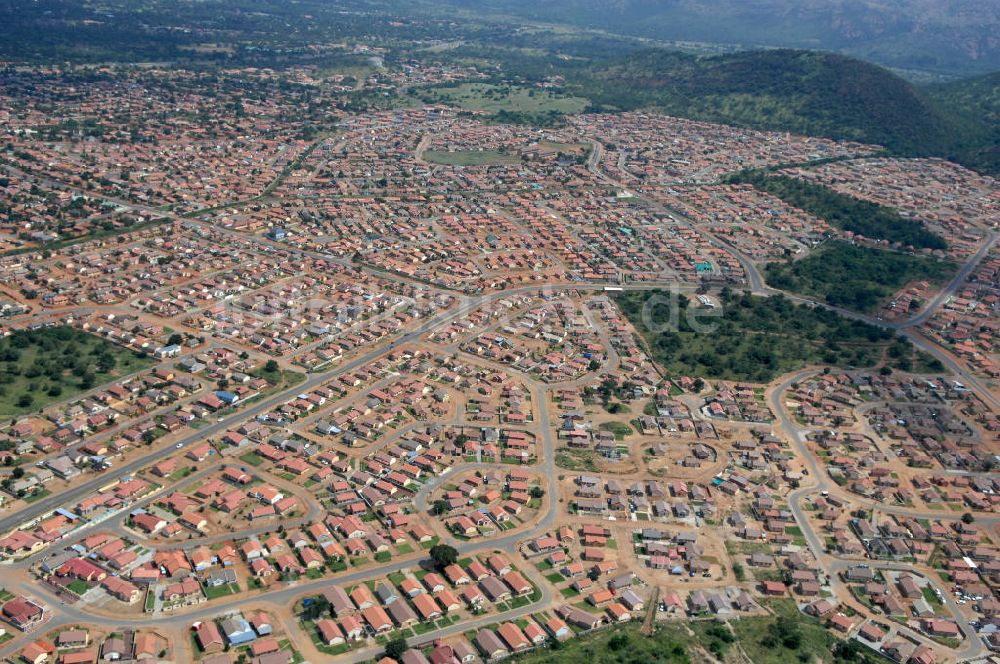 14.02.2010 aus der Vogelperspektive: Stadtansicht Cityscape von Rustenburg in Südafrika / South Africa