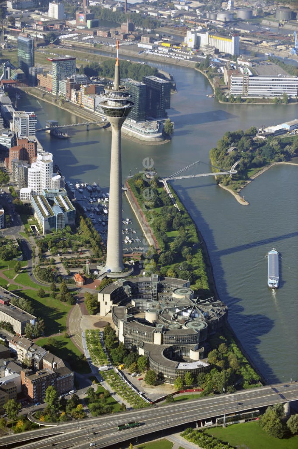 Luftbilder Düsseldorf: Zeichnen und Entdecken!