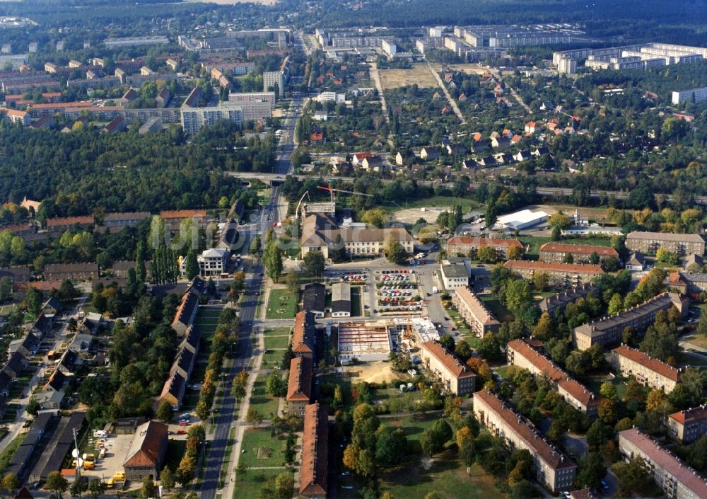 Luftbild Ludwigsfelde - Stadtansicht entlang der L 79 / Potsdamer Strasse in Ludwigsfelde im Bundesland Brandenburg