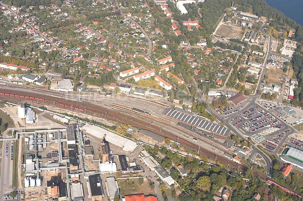 Erkner / Brandenburg von oben - Stadtansicht von Erkner Bahnhofssiedlung Flakensee 01.10.2003