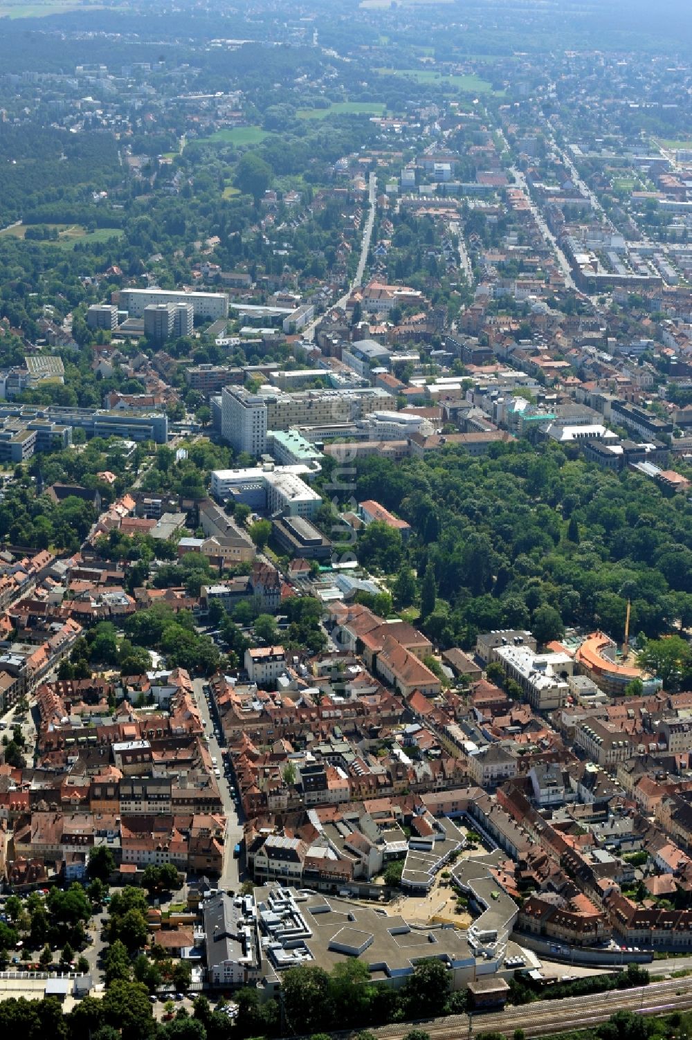 Erlangen aus der Vogelperspektive: Stadtansicht von Erlangen im Bundesland Bayern