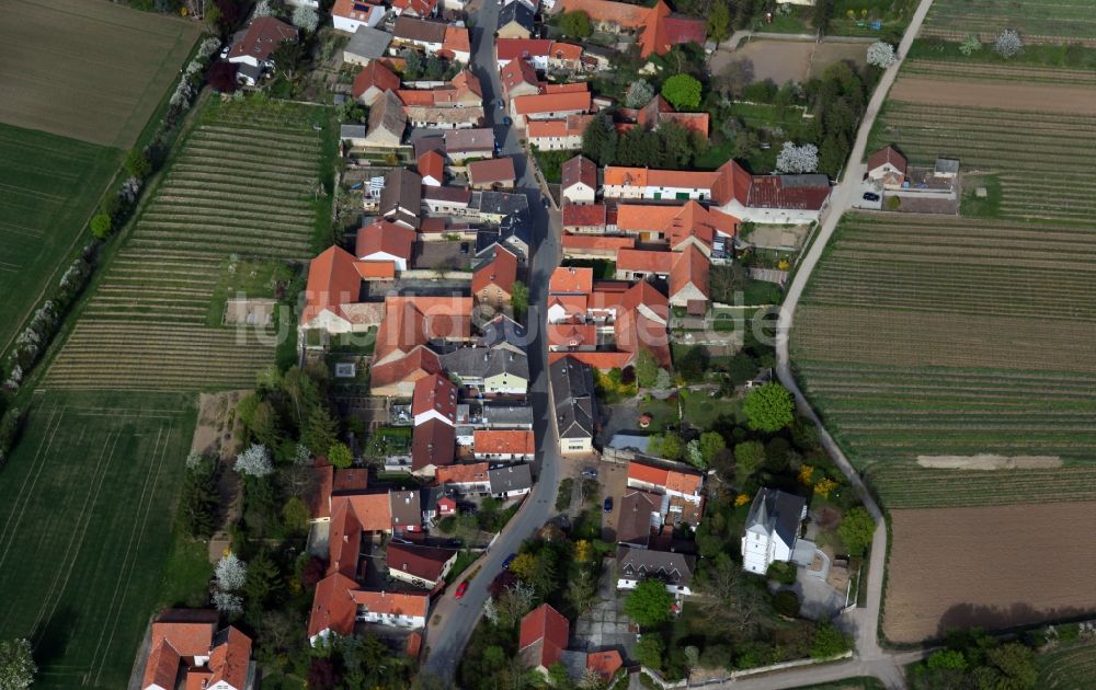 Esselborn aus der Vogelperspektive: Stadtansicht von Esselborn im Bundesland Rheinland-Pfalz