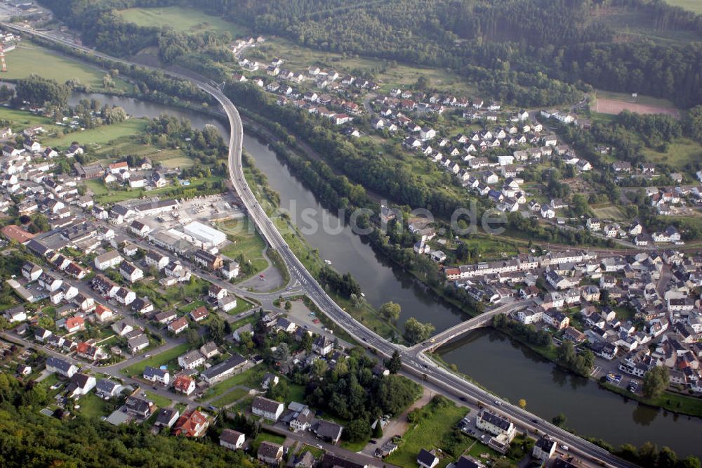 Luftaufnahme Fachbach - Stadtansicht Fachbach