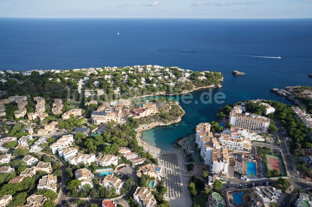 Luftaufnahme Felanitx - Stadtansicht des Ferienortes Felanitx an der Mittelmeerküste der der spanischen Baleareninsel Mallorca in Spanien