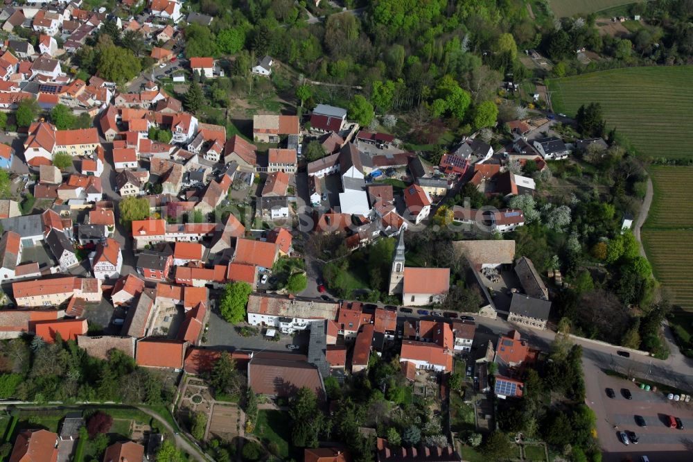 Luftaufnahme Flomborn - Stadtansicht von Flomborn im Bundesland Rheinland-Pfalz