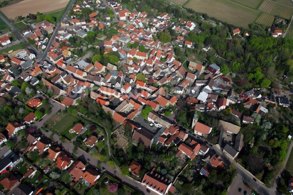 Flomborn von oben - Stadtansicht von Flomborn im Bundesland Rheinland-Pfalz