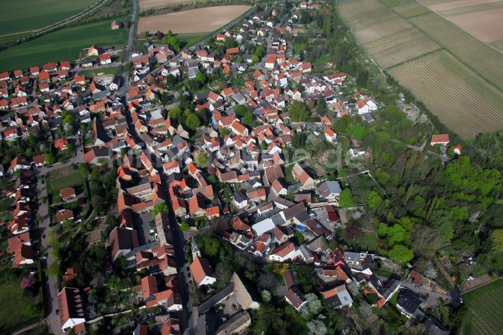 Flomborn aus der Vogelperspektive: Stadtansicht von Flomborn im Bundesland Rheinland-Pfalz