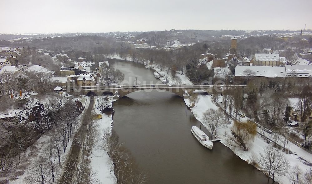 Luftaufnahme Halle (Saale) - Stadtansicht vom Flußverlauf der Saale an der Krollwitzbrücke in Halle (Saale) im Bundesland Sachsen-Anhalt