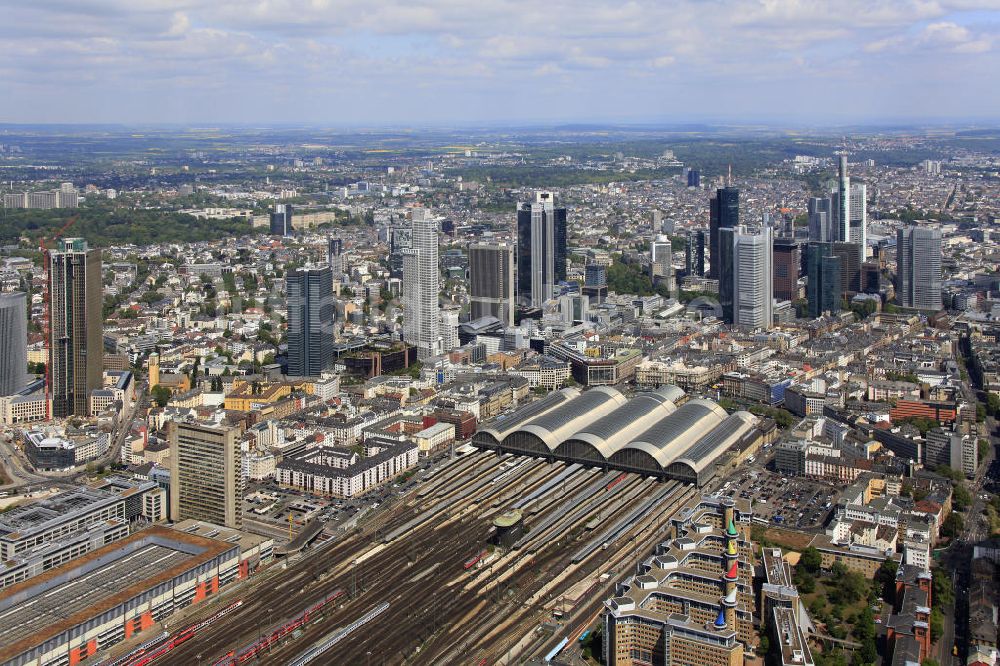 Luftaufnahme Frankfurt am Main - Stadtansicht der Frankfurter Skyline