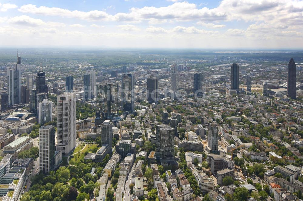 Frankfurt am Main von oben - Stadtansicht der Frankfurter Skyline