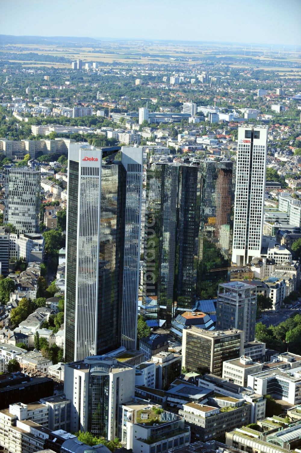 Luftbild Frankfurt am Main - Stadtansicht der Frankfurter Skyline am Main