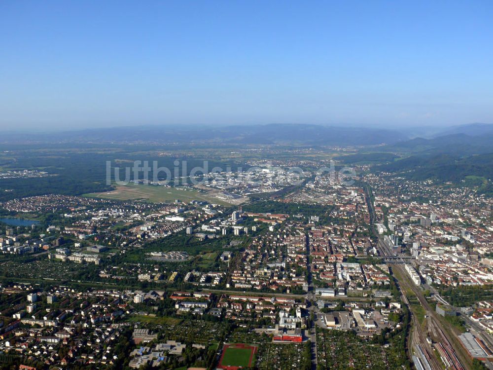 Freiburg im Breisgau von oben - Stadtansicht Freiburg