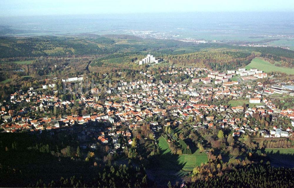 Friedrichroda / Thür. von oben - Stadtansicht von Friedrichroda in Thüringen aus südlicher Richtung.