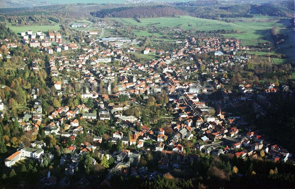 Friedrichroda / Thür. von oben - Stadtansicht von Friedrichroda in Thüringen aus südlicher Richtung.