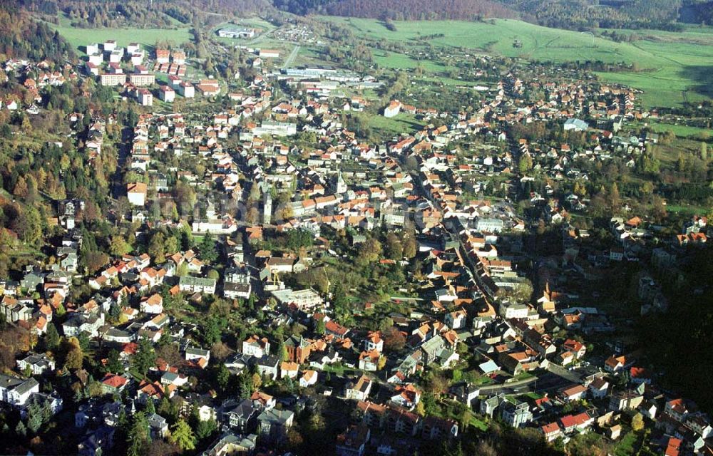 Friedrichroda / Thür. aus der Vogelperspektive: Stadtansicht von Friedrichroda in Thüringen aus südlicher Richtung.