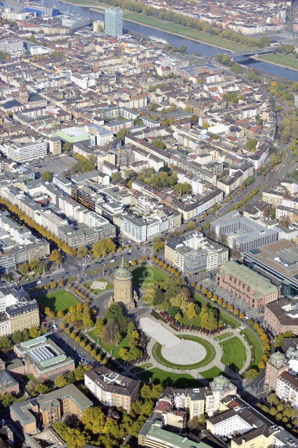 Mannheim aus der Vogelperspektive: Stadtansicht mit Friedrichsplatz Mannheim