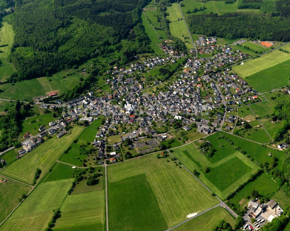 Gemünden von oben - Stadtansicht von Gemünden im Bundesland Rheinland-Pfalz