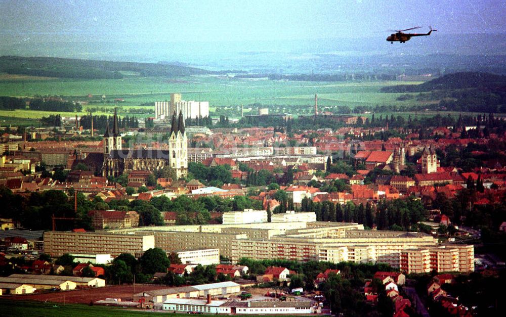 Halberstadt / Sachsen - Anhalt aus der Vogelperspektive: Stadtansicht von Halberstadt.