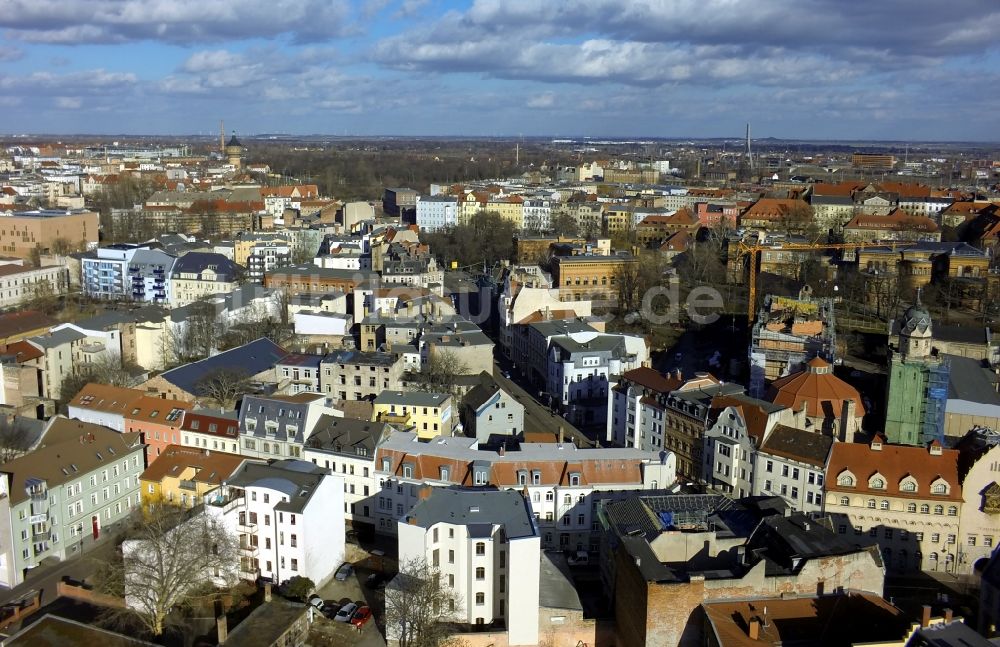 Halle von oben - Stadtansicht Halle-Saale mit historischem Stadtbad und Wasserturm Nord im Bundesland Sachsen-Anhalt