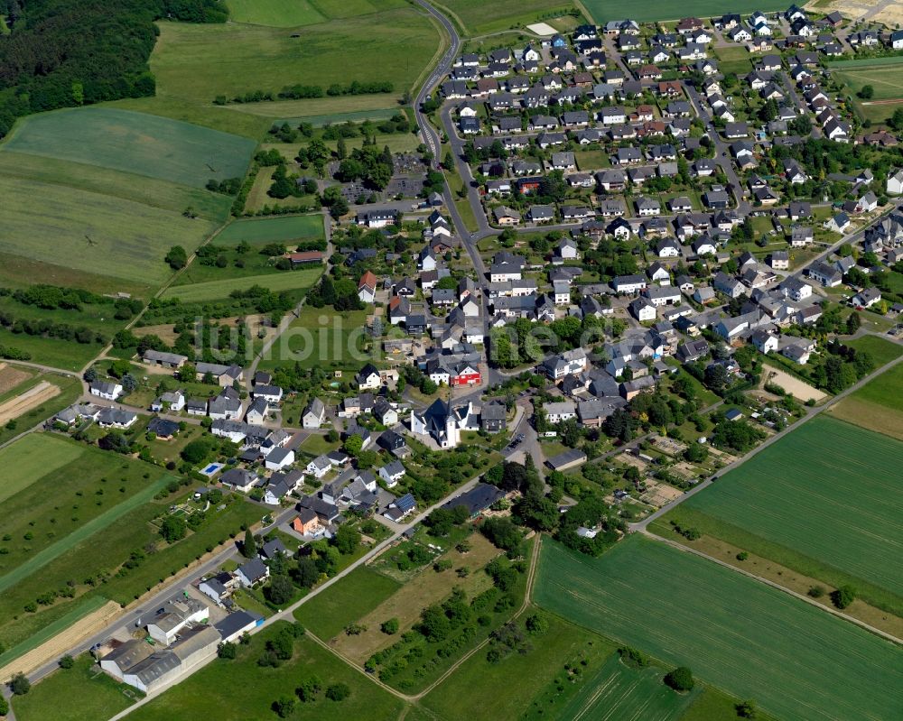 Luftaufnahme Halsenbach - Stadtansicht von Halsenbach im Bundesland Rheinland-Pfalz