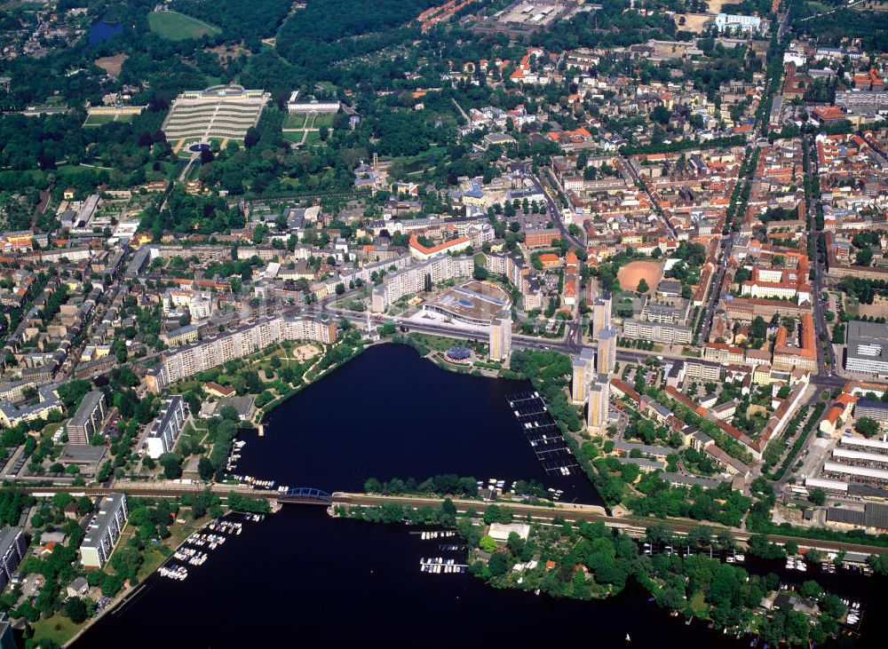 Luftbild Potsdam - Stadtansicht mit Havelbucht in Potsdam